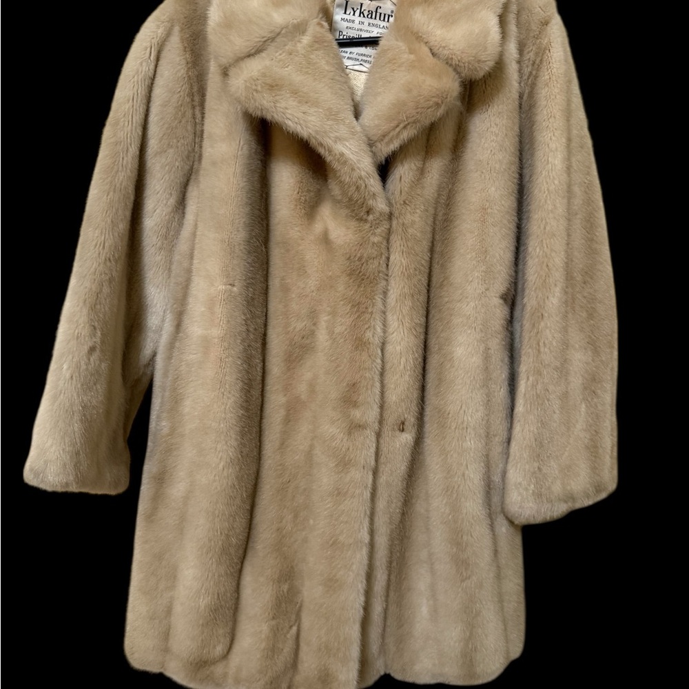 Vintage Elegant Tan Faux Fur Teddy Jacket by